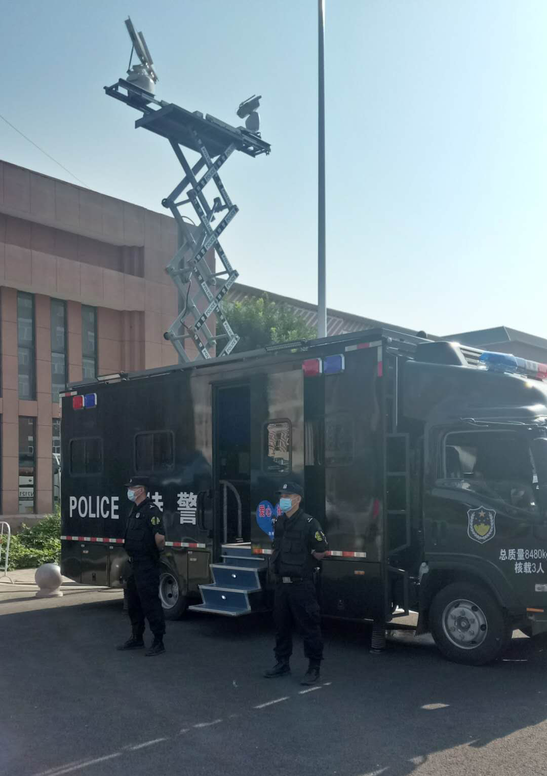 滄州采用無人機反制車  助力高考安保嚴防黑飛